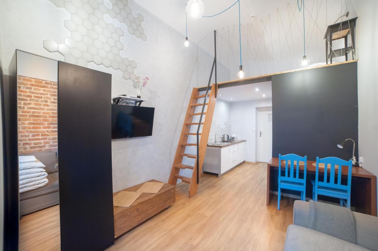 Dizzy Daisy Downtown Apartments Krakow Exterior photo