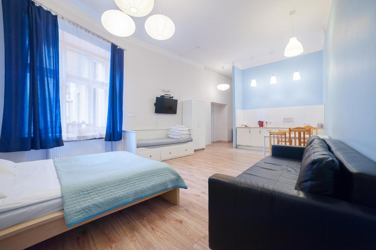 Dizzy Daisy Downtown Apartments Krakow Exterior photo